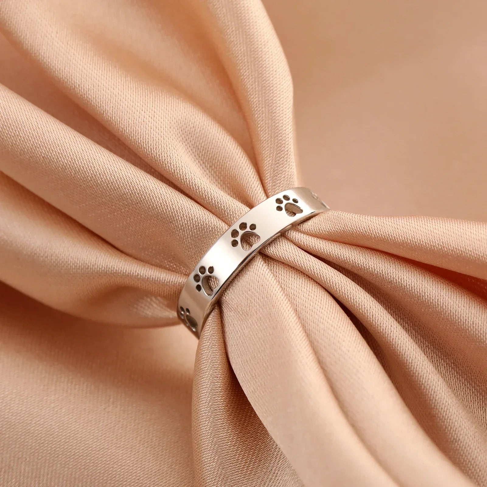 Anello con Stampa di Zampa in Oro – Acciaio Inossidabile