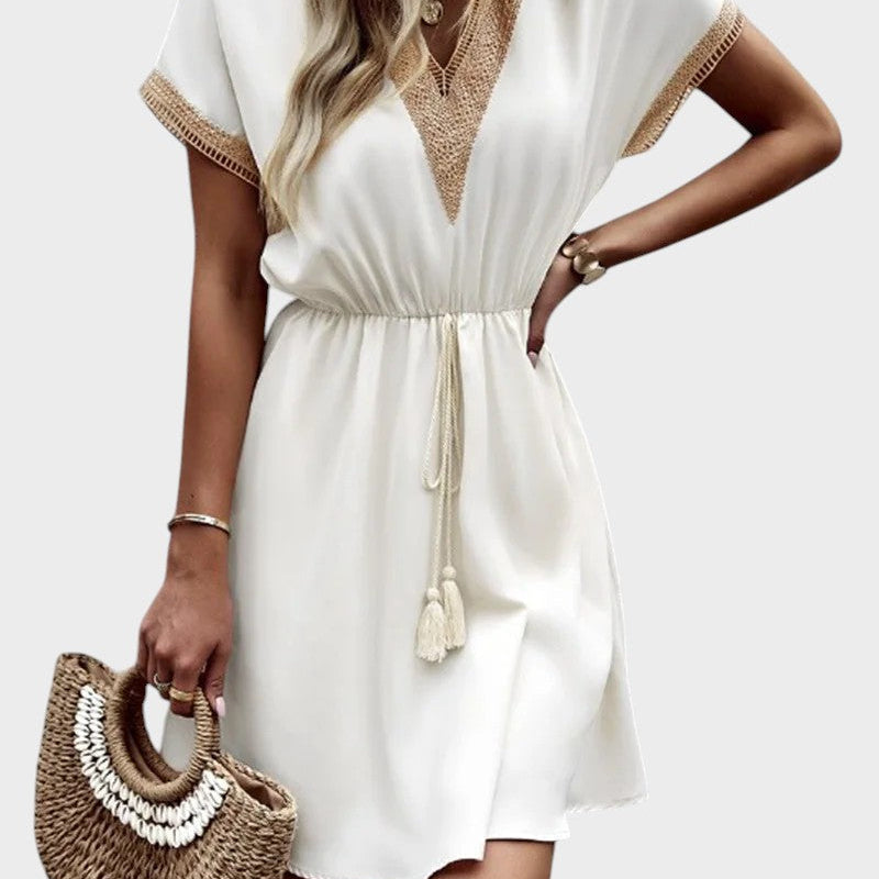 Bianca – Vestito Boho Chic con Scollatura a V e Vita Sottolineata