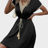 Bianca – Vestito Boho Chic con Scollatura a V e Vita Sottolineata